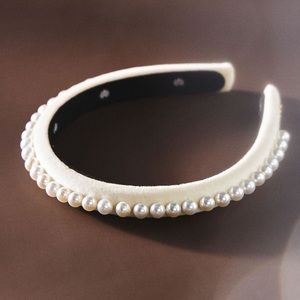 Velvet Pearl Gigi ahead and